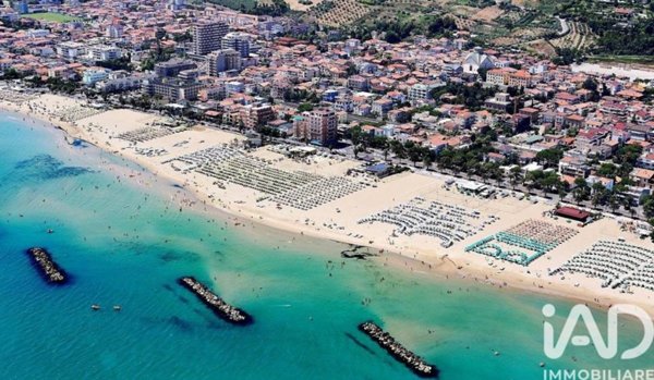 appartamento in vendita a Roseto degli Abruzzi in zona Campo a Mare