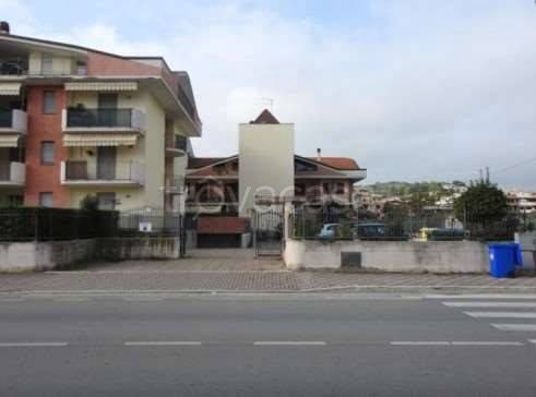 appartamento in vendita a Roseto degli Abruzzi in zona Campo a Mare