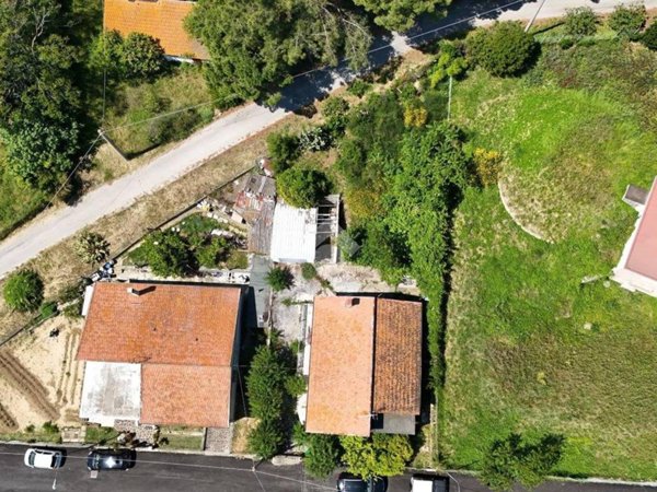 casa indipendente in vendita a Roseto degli Abruzzi in zona Campo a Mare
