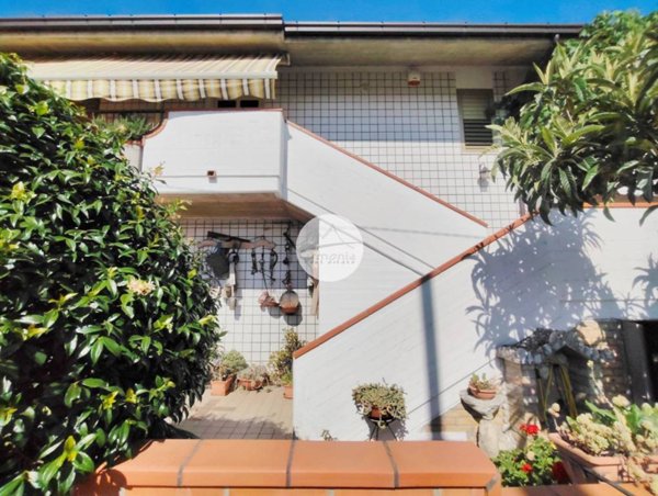 appartamento in vendita a Roseto degli Abruzzi in zona Santa Lucia