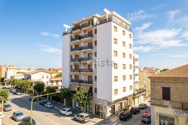 appartamento in vendita a Roseto degli Abruzzi in zona Campo a Mare