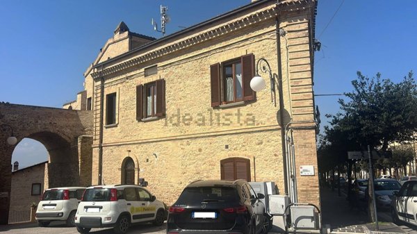 appartamento in vendita a Roseto degli Abruzzi in zona Montepagano