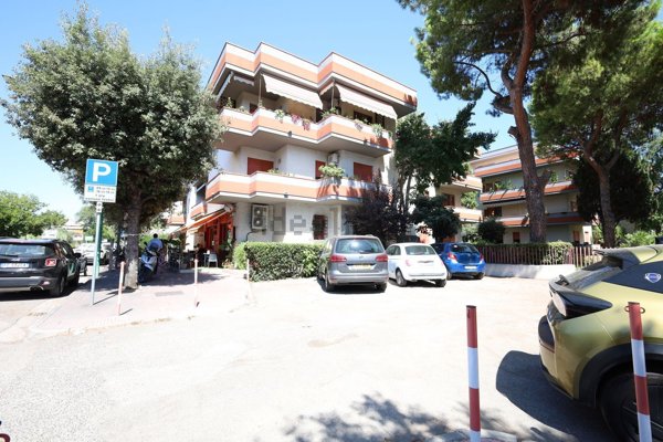 appartamento in vendita a Roseto degli Abruzzi in zona Campo a Mare
