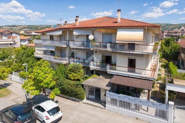appartamento in vendita a Roseto degli Abruzzi in zona Campo a Mare