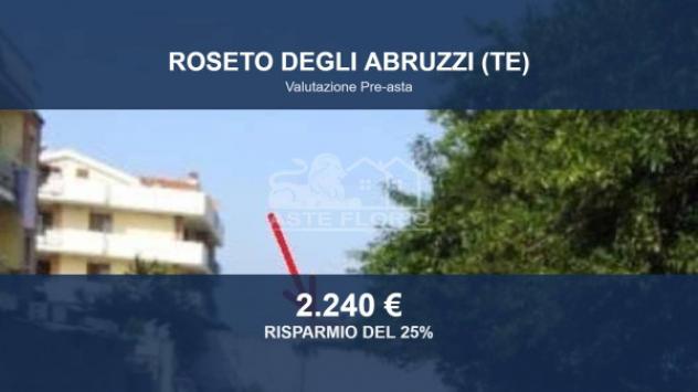 box auto in vendita a Roseto degli Abruzzi