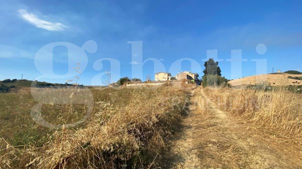 casa indipendente in vendita a Roseto degli Abruzzi in zona Montepagano