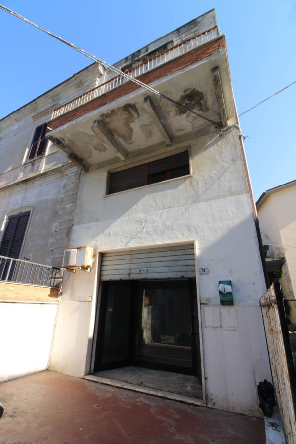 appartamento in vendita a Roseto degli Abruzzi in zona Campo a Mare