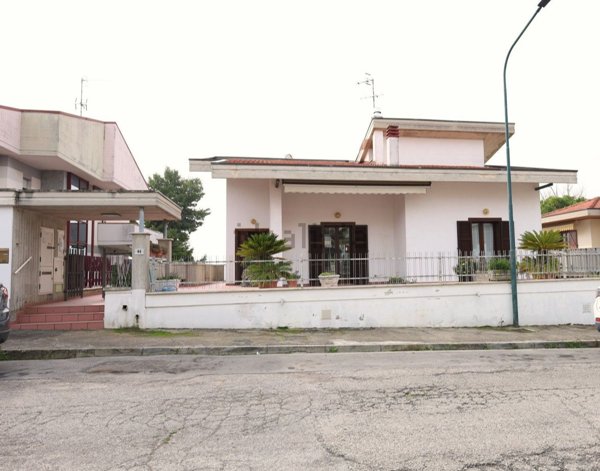 appartamento in vendita a Roseto degli Abruzzi in zona Voltarrosto