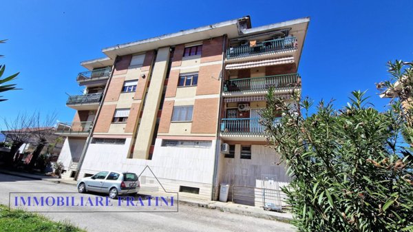 appartamento in vendita a Sant'Egidio alla Vibrata in zona Villa Marchesa