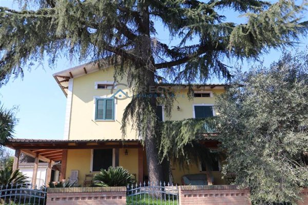 casa indipendente in vendita a Sant'Egidio alla Vibrata