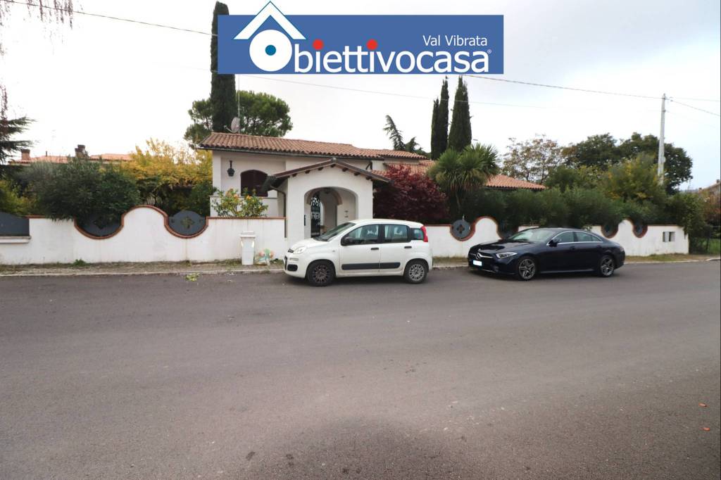 casa indipendente in vendita a Sant'Egidio alla Vibrata