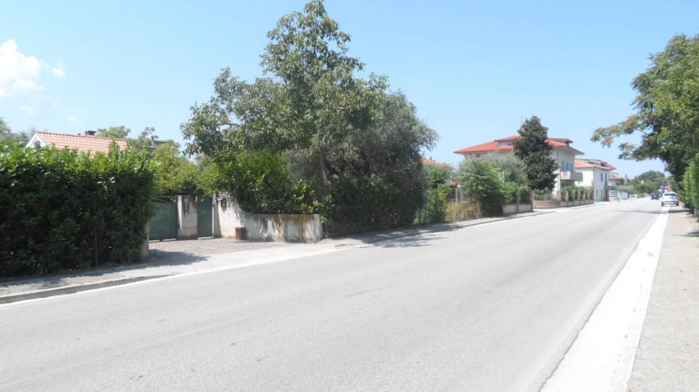 villa in vendita a Sant'Egidio alla Vibrata in zona Paolantonio
