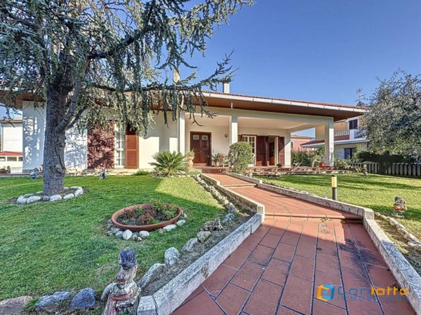 casa indipendente in vendita a Sant'Egidio alla Vibrata