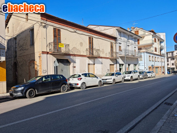 casa indipendente in vendita a Sant'Egidio alla Vibrata