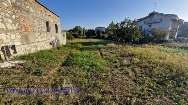 terreno edificabile in vendita a Sant'Egidio alla Vibrata