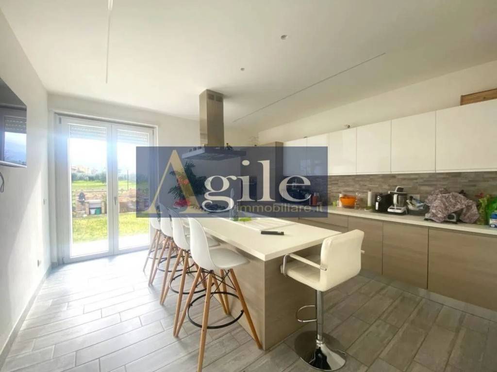 appartamento in vendita a Sant'Egidio alla Vibrata