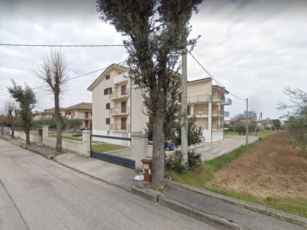 ufficio in vendita a Sant'Egidio alla Vibrata