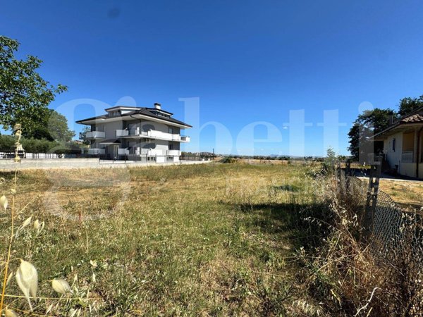 casa indipendente in vendita a Sant'Egidio alla Vibrata