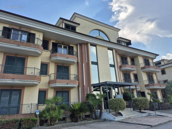 appartamento in vendita a Sant'Egidio alla Vibrata in zona Paolantonio
