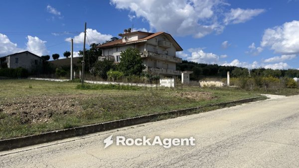 casa indipendente in vendita a Sant'Egidio alla Vibrata