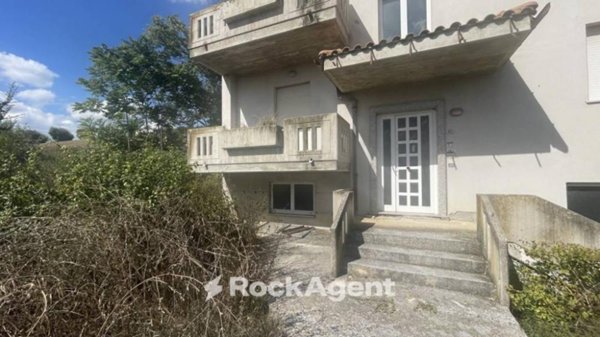 appartamento in vendita a Sant'Egidio alla Vibrata