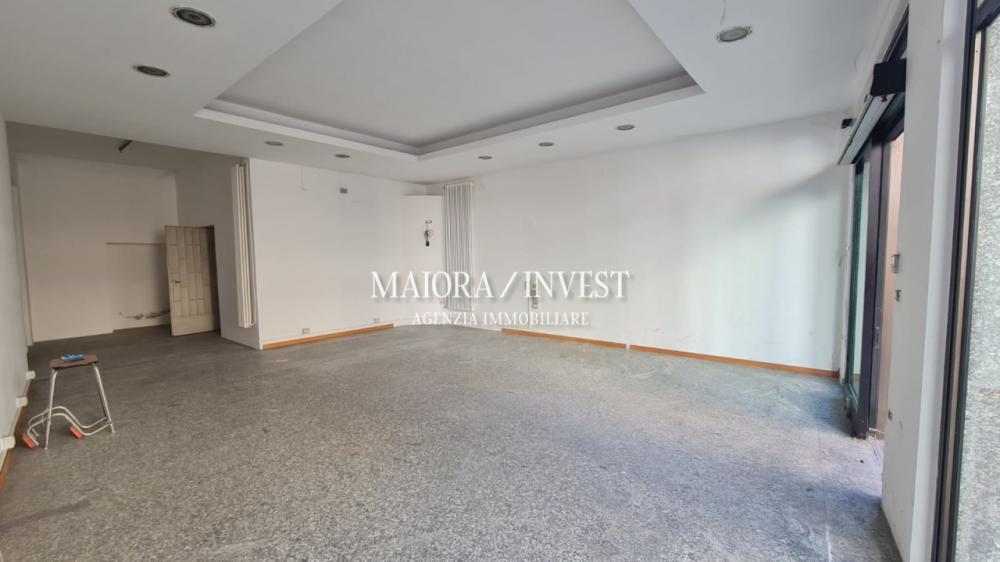 negozio in vendita a Sant'Egidio alla Vibrata