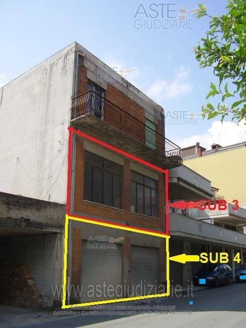 negozio in vendita a Sant'Egidio alla Vibrata