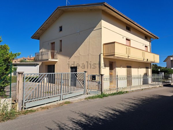 casa indipendente in vendita a Sant'Egidio alla Vibrata