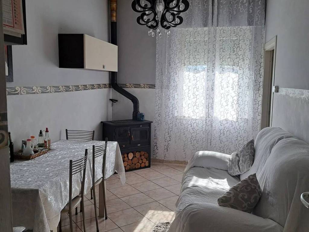 appartamento in vendita a Sant'Egidio alla Vibrata