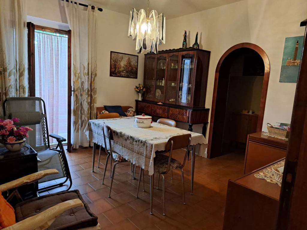 appartamento in vendita a Sant'Egidio alla Vibrata in zona Faraone