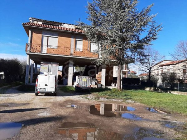 casa indipendente in vendita a Sant'Egidio alla Vibrata