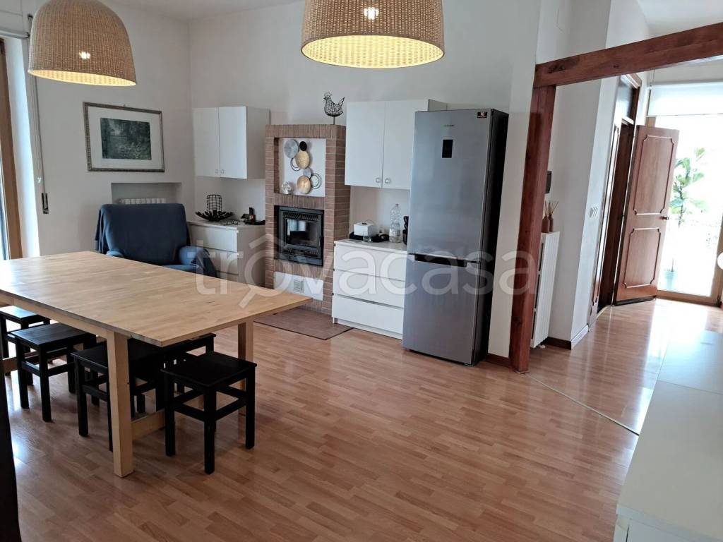 casa indipendente in vendita a Sant'Egidio alla Vibrata