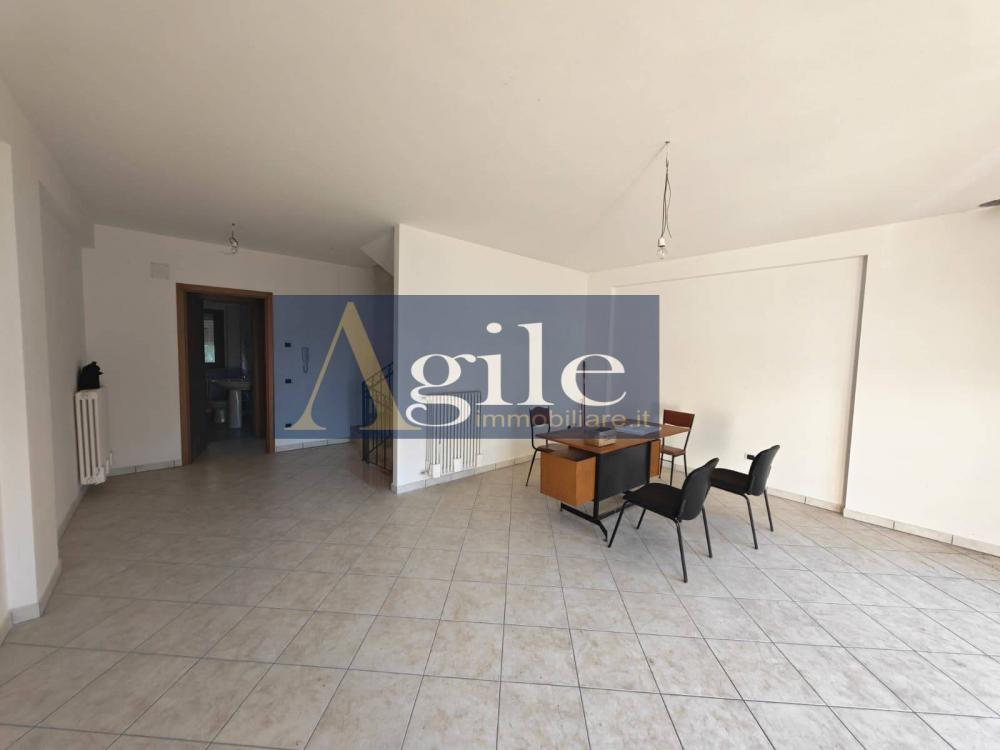 casa indipendente in vendita a Sant'Egidio alla Vibrata