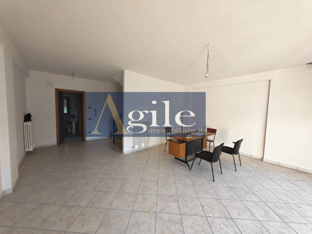 casa indipendente in vendita a Sant'Egidio alla Vibrata