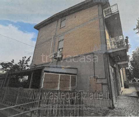 appartamento in vendita a Sant'Egidio alla Vibrata in zona Faraone