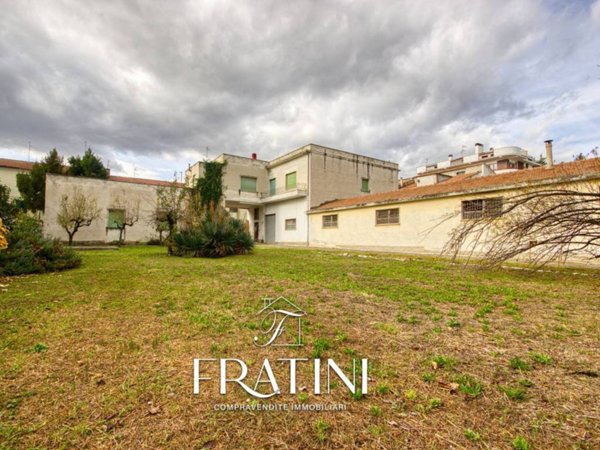 casa indipendente in vendita a Sant'Egidio alla Vibrata