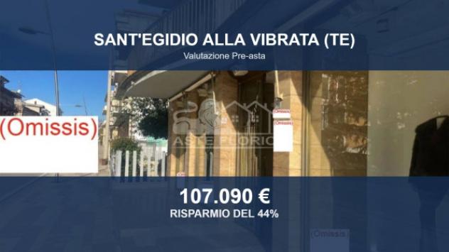 locale commerciale in vendita a Sant'Egidio alla Vibrata