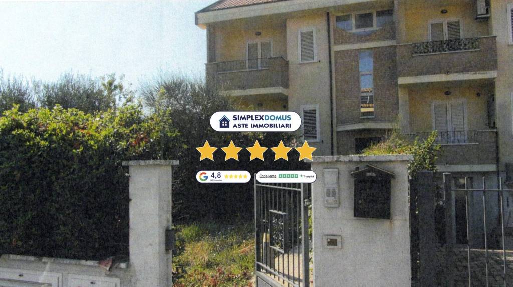 casa indipendente in vendita a Sant'Egidio alla Vibrata in zona Villa Marchesa