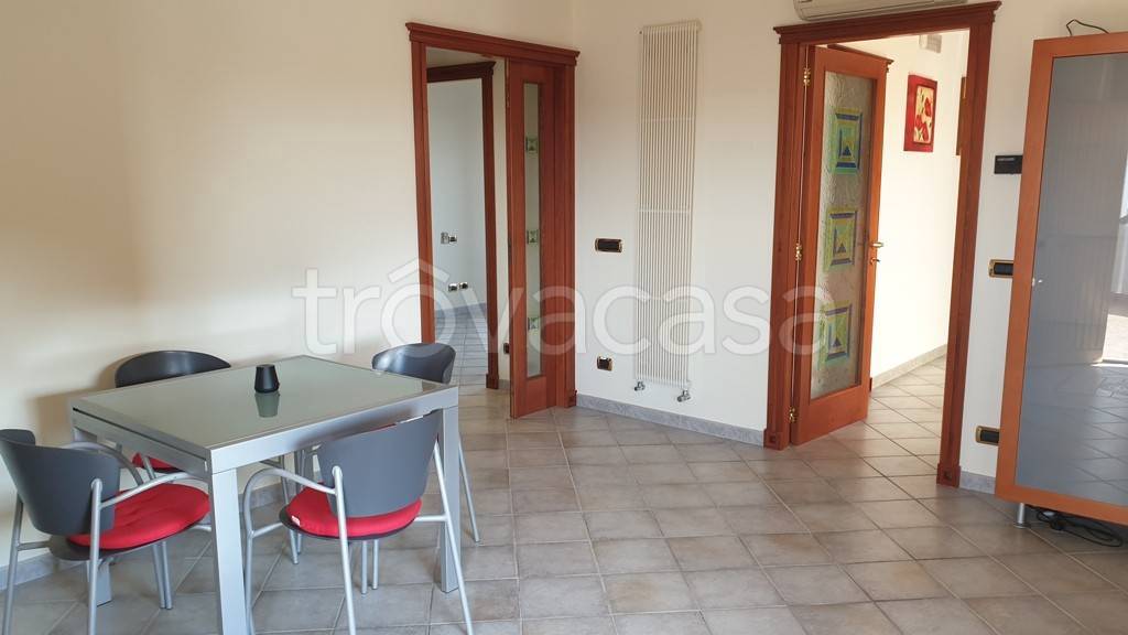 appartamento in vendita a Sant'Omero in zona Garrufo