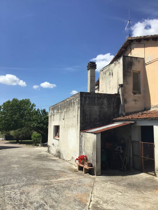 casa indipendente in vendita a Sant'Omero