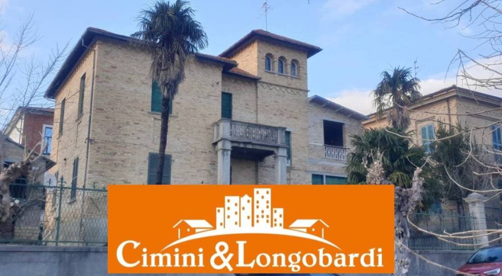 casa indipendente in vendita a Sant'Omero