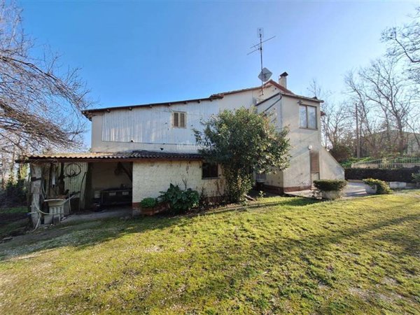 casa indipendente in vendita a Sant'Omero