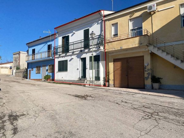 casa indipendente in vendita a Sant'Omero in zona Poggio Morello