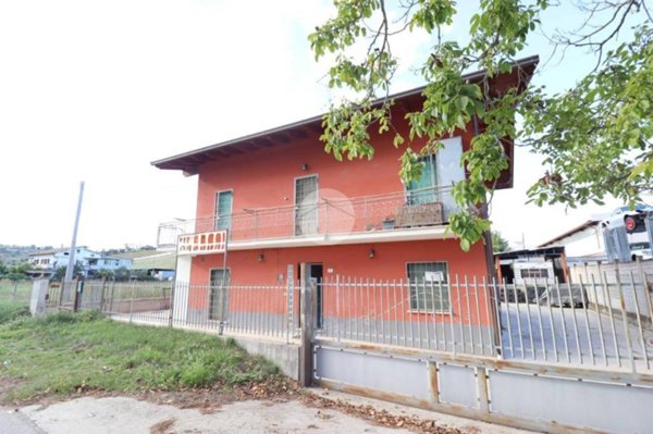 appartamento in vendita a Sant'Omero