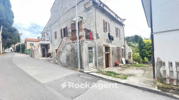 casa indipendente in vendita a Sant'Omero