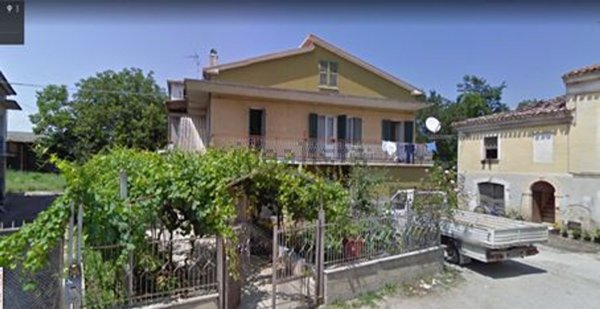 casa indipendente in vendita a Sant'Omero