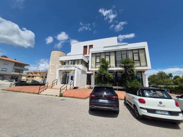 appartamento in vendita a Sant'Omero in zona Garrufo