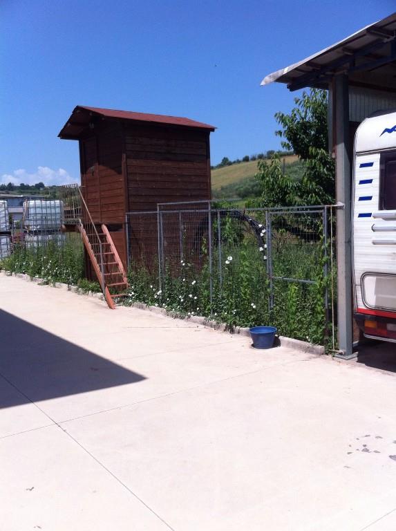 casa indipendente in vendita a Sant'Omero