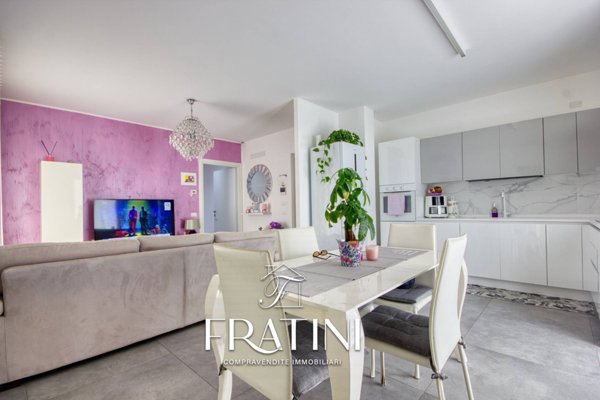 appartamento in vendita a Sant'Omero in zona Garrufo