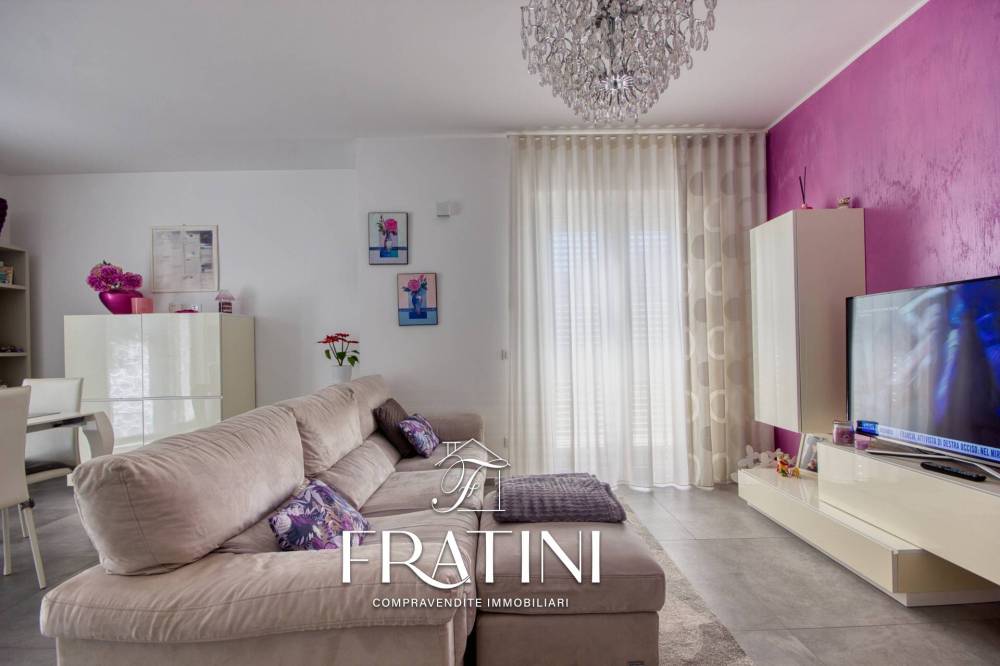 appartamento in vendita a Sant'Omero in zona Garrufo